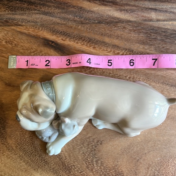 Lladro "Unlikely Friends" Figurine ~ Dog & Cat Napping ~ #6417 ~ Retired 2005 - Picture 5 of 5